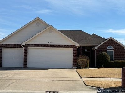 8513 N 102nd East Ave