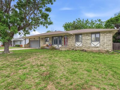 Property at 1410 N Tanglewood Ct, Rose Hill, KS