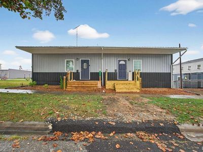 607 W Warren St UNIT A & B