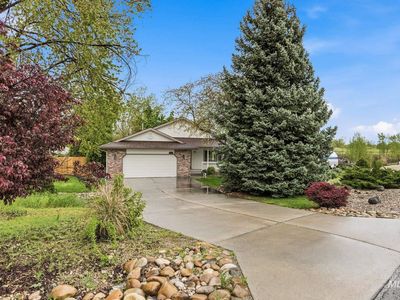 24900 Coventry Dr