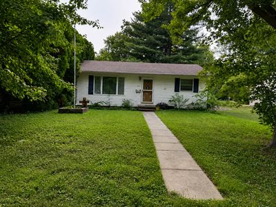 Property at 321 N Shelby St, Moweaqua, IL
