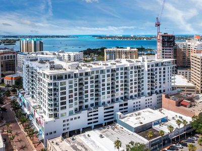 111 S Pineapple Ave #1004