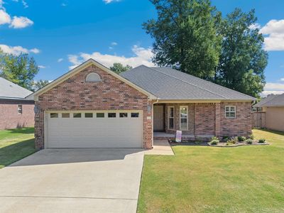 1490 Norbert Cir