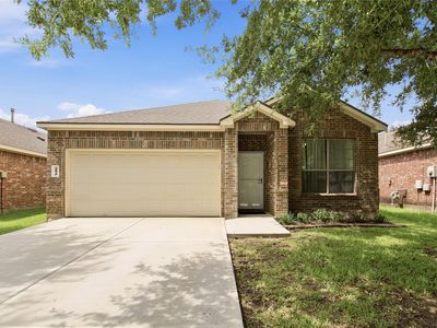 19910 Roycroft Ln