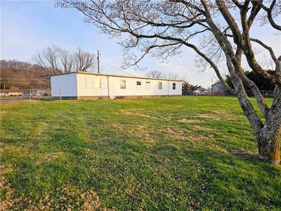 276 Frost Ln