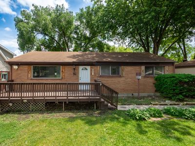 Property at 28671 N Harrison Ave, Wauconda, IL