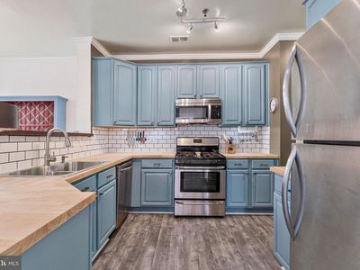 8937 Milford Haven Ct #37A