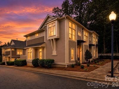 1073 Park West Dr