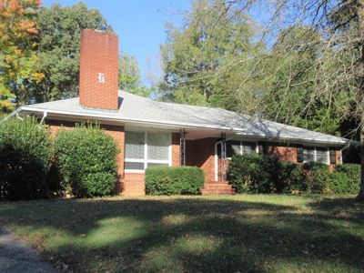 81 E Monroe Ave