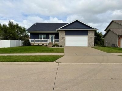 Property at 1094 Cory Ct, North Liberty, IA