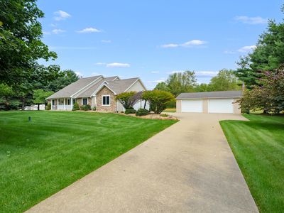 5105 Stone Oak Ln