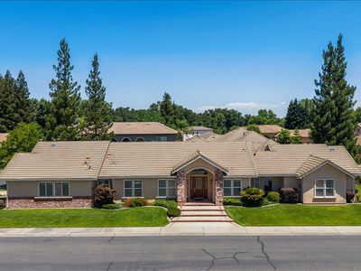 35 River Pointe Cir