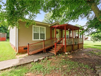 393 Enola Station Rd