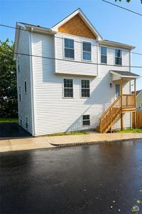 11 Benton St
