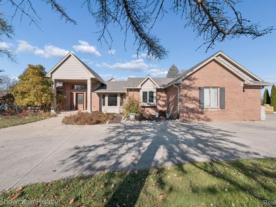 1112 W Cook Rd