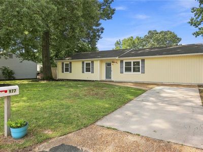 977 Oak Forest Ct