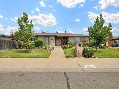 1641 Paula Dr