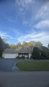 620 Pine Hill Dr SW