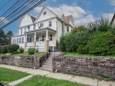 312 New Grant St