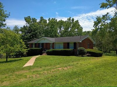 102 Graycroft Ct