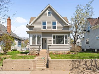 1355 Charles Ave