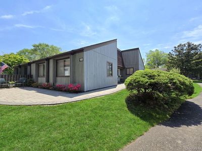 180 Strathmore Gate Drive