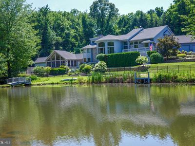 3020 Pond Dr