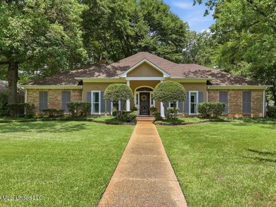 217 Oak Hollow Dr