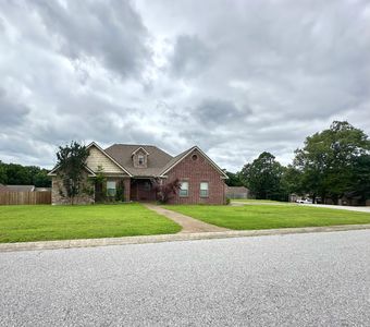 125 Aberdeen Cir