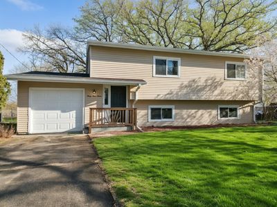 3312 W Lake Shore Dr