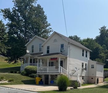 588 Main St