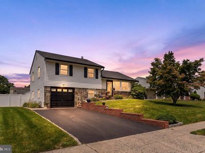 240 Talbot Dr