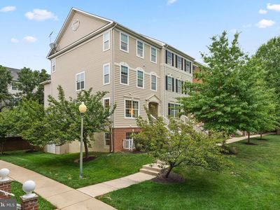 11325 King George Dr #1