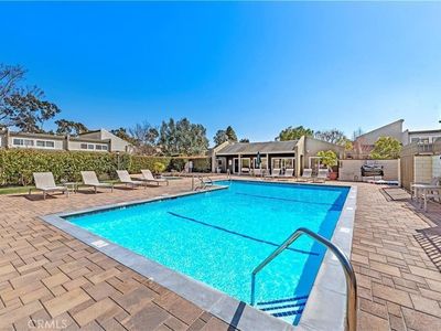 18692 Maplewood Cir