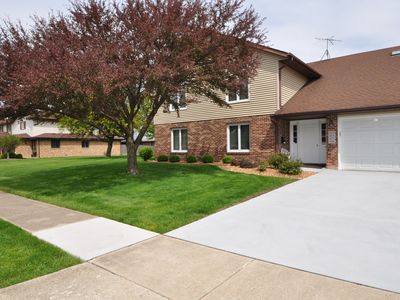 815 Meadow Ridge Ln #2