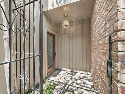 9400 Doliver Dr APT 16