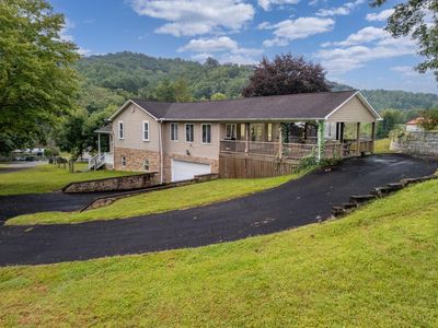 900 Maple Fork Rd