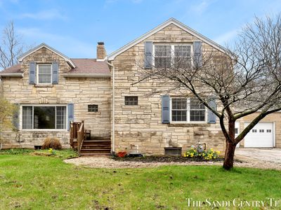 15008 Lakeshore Dr