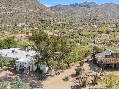 7710 E ARROYO Road