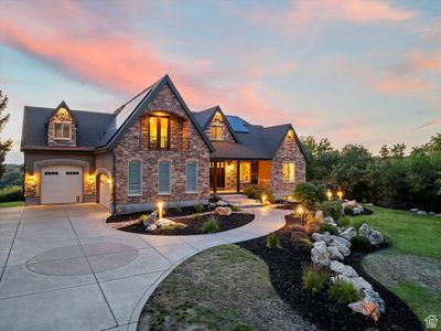 2891 N Hobbs Creek Dr E