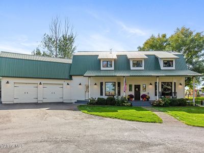 3757 N Carolwood Ct