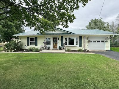 12 Oswego Ln
