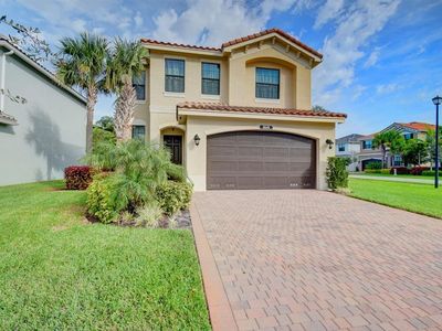 8049 Lemon Serpentine Lane