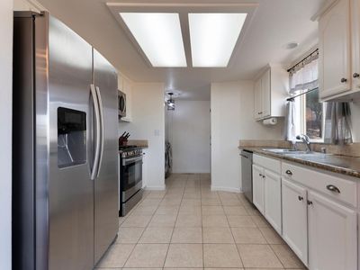 90 Westview Dr
