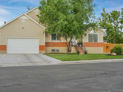 3561 S Jenelles Bay