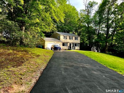 32 Forest Court North