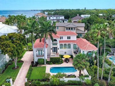 1023 Tocobaga Ln