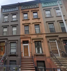 146 W 127th St