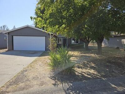 1270 Bradley Dr