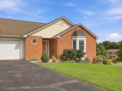 1216 Poplar Cir